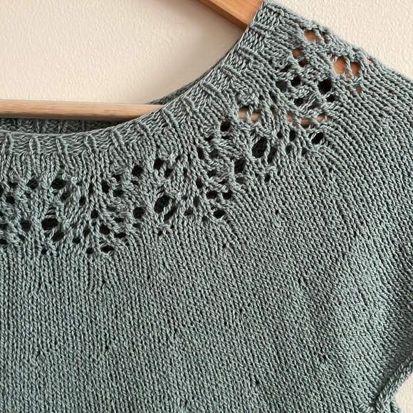 Hand knit tee - Picture 3 of 5